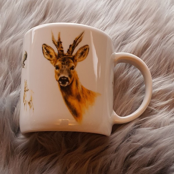 Tasse mit Rehaufdruck