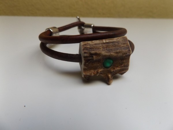 Echtlederarmband mit Hirschapplikationen